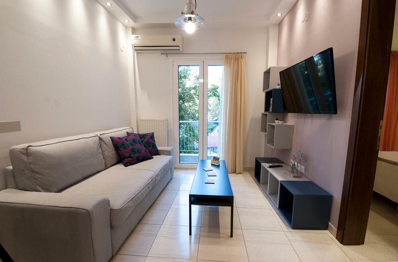 Smart Living Flat, Melenikou Apartment Tesalonika Bagian luar foto